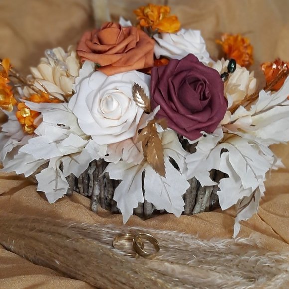 Lings Moments Centerpieces - Picture 10 of 15